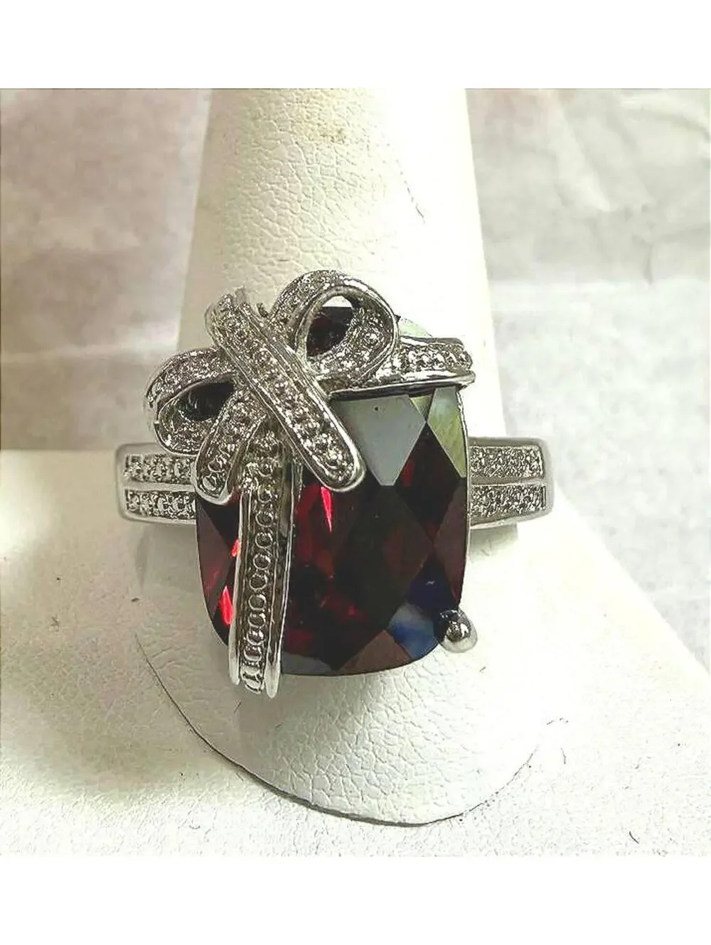 Vintage Style Silver Ring with Large Red Gemstone and Bow Accent 11.5